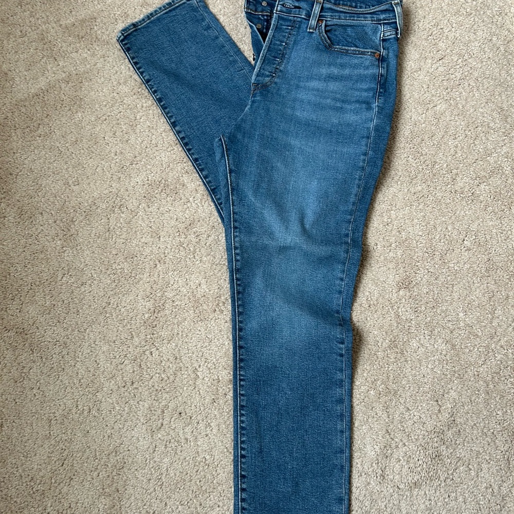 Levi's Wedgie Straight Leg Jeans for Women